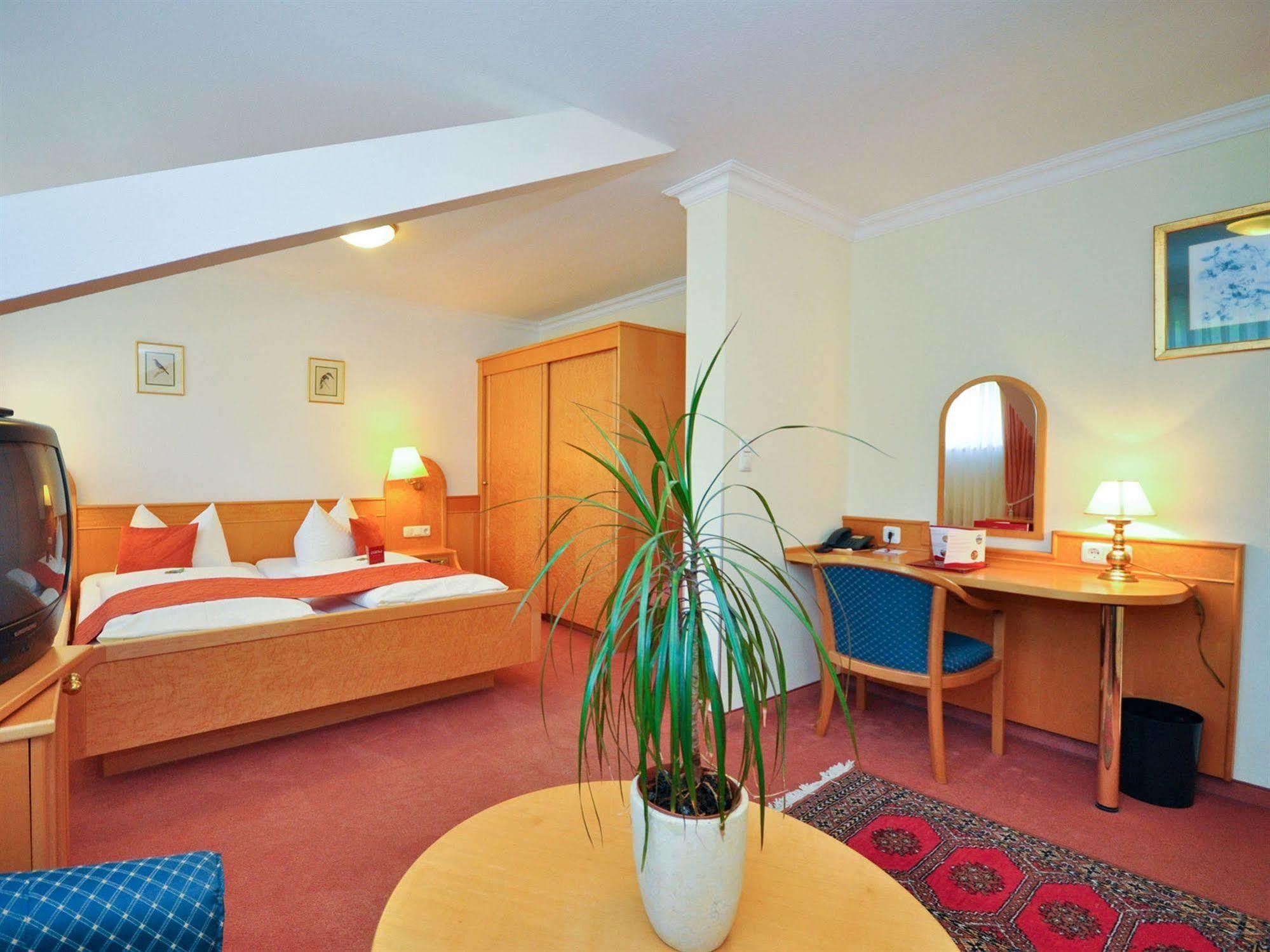 Hotel Quellenhof Bad Wiessee Ngoại thất bức ảnh